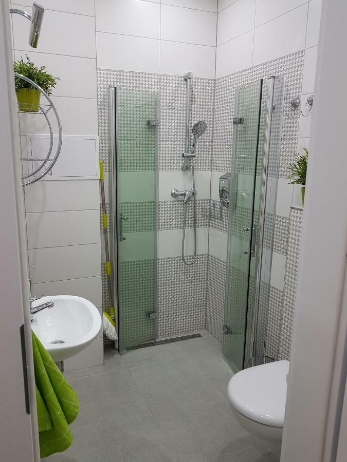 Ferienwohnung Kawalerka W Kamienicy Na Starowce Danzig Exterior foto